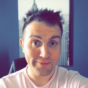 Meet your Posher, Chris